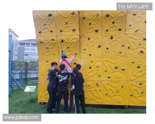 科学攀岩中的心理素质提升策略与训练方法探讨