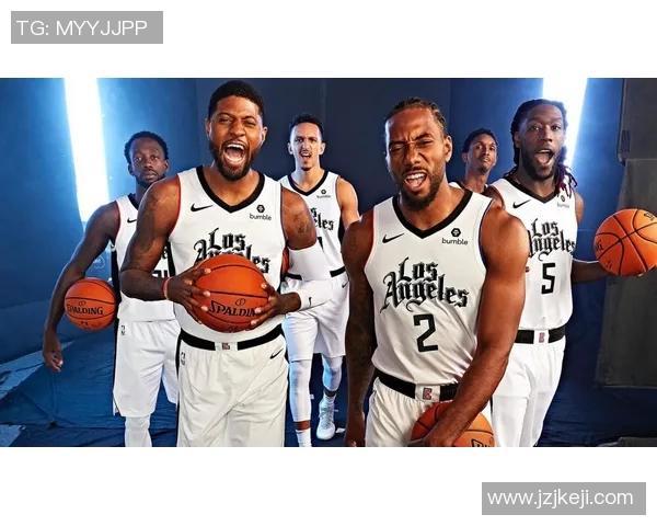 威金斯与保罗乔治对决分析谁能在NBA赛场上更胜一筹