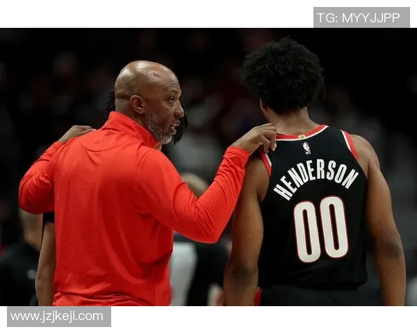 斯库特亨德森：未来篮球巨星的崛起与挑战之路