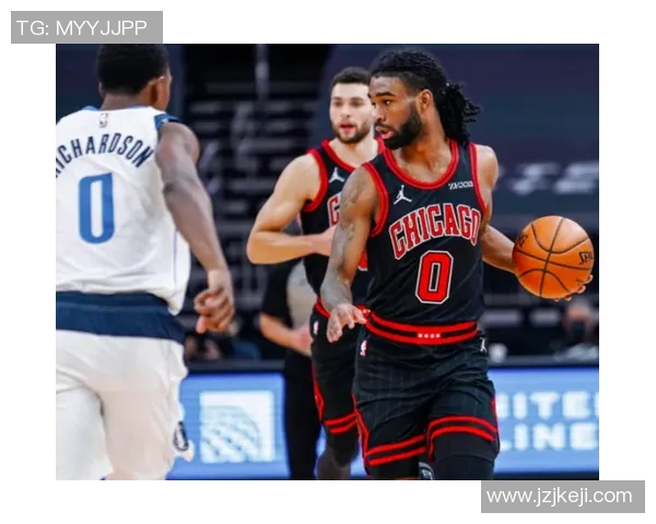 拉文带领公牛挑战独行侠双方激战引发球迷热议与期待