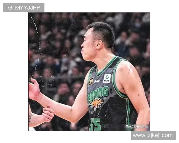 CBA精彩对决辽宁队与新疆队比赛录像回顾与精彩瞬间分析