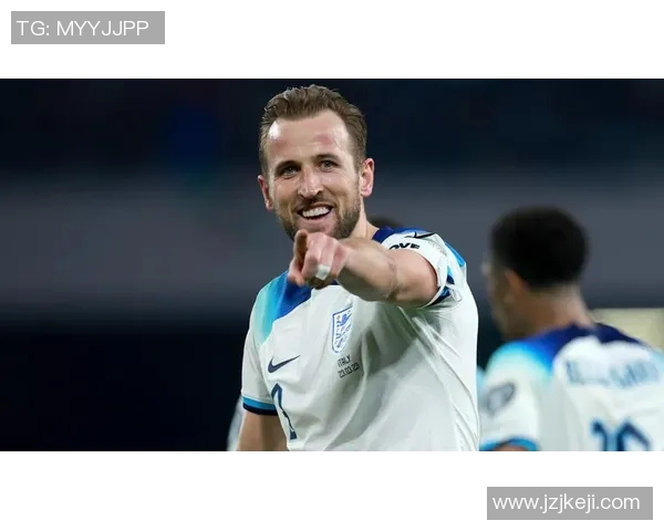 凯恩：从足球天才到传奇教练的辉煌人生与执教之路探秘