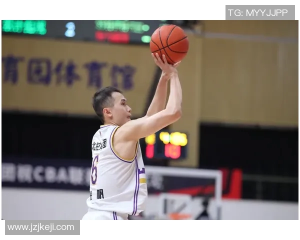 李根:从篮球新星到职业生涯的蜕变与挑战之路 李根:从篮球新星到职业生涯的蜕变与挑战之路